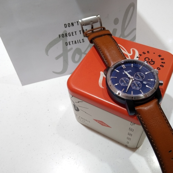 Men's Fossil Brand NEW Watch - Picture 2 of 8
